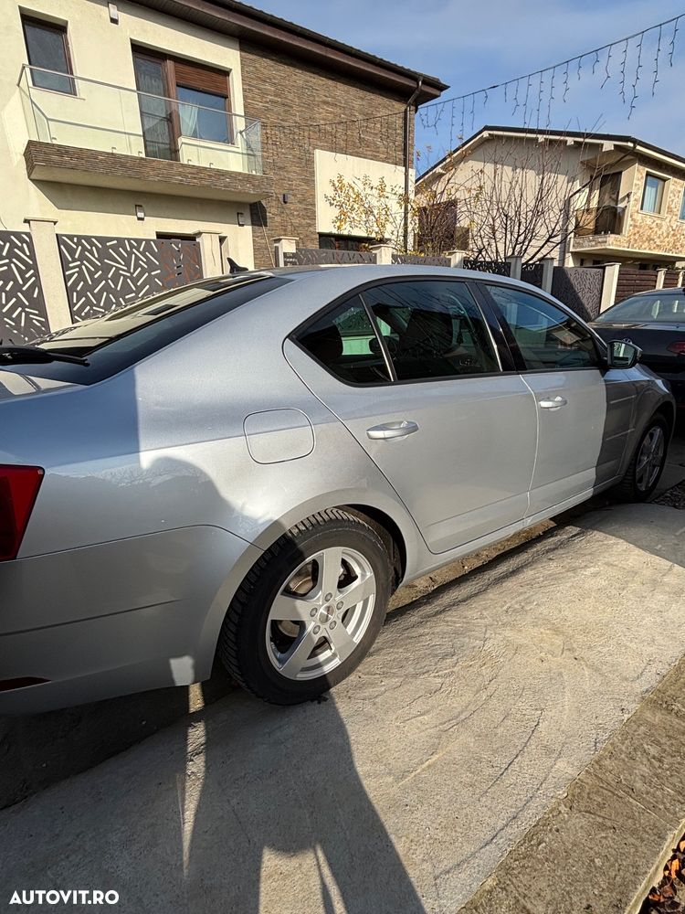 Skoda Octavia - 3