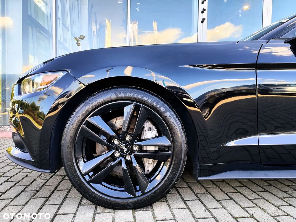 Ford Mustang - 9
