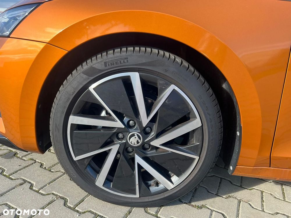 Skoda Octavia 2.0 TDI Sportline DSG - 11