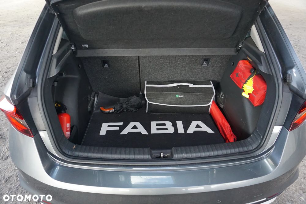 Skoda Fabia 1.0 Ambition - 11