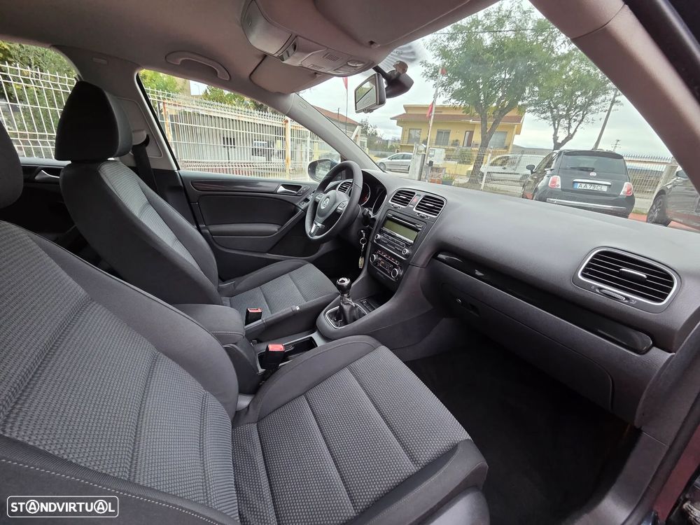 VW Golf 2.0 TDi Confortline - 6