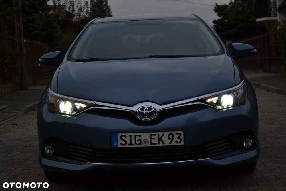 Toyota Auris - 18