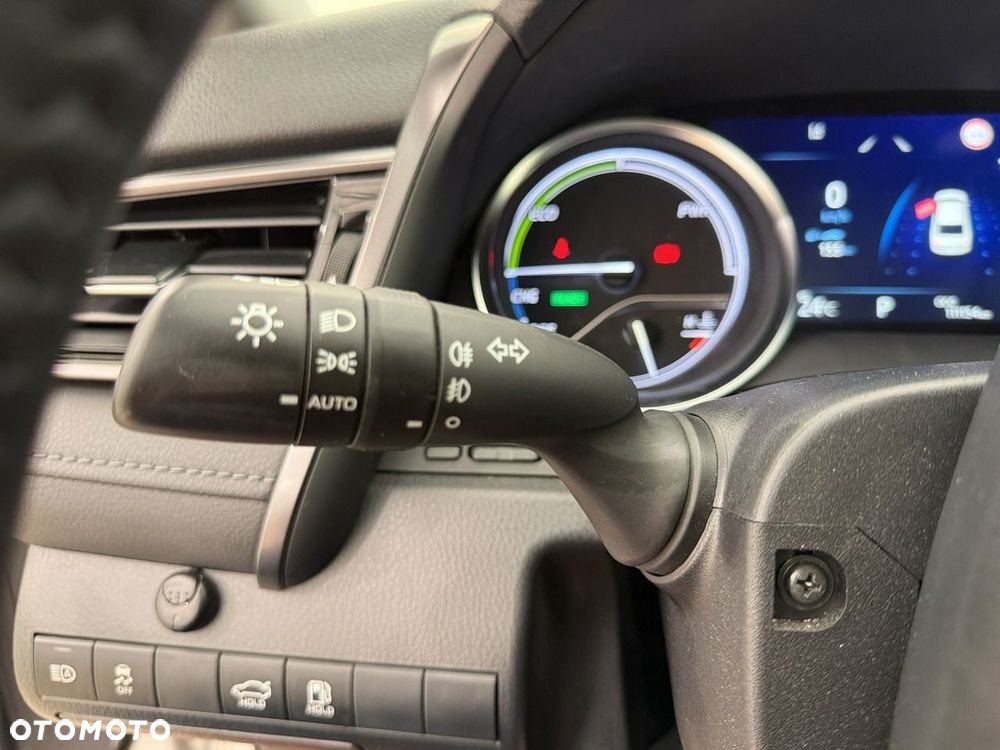 Toyota Camry - 26