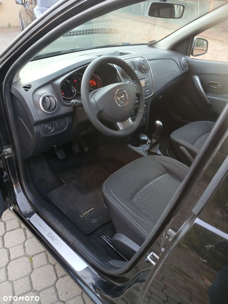 Dacia Logan 1.2 16V 75 Ambiance - 14