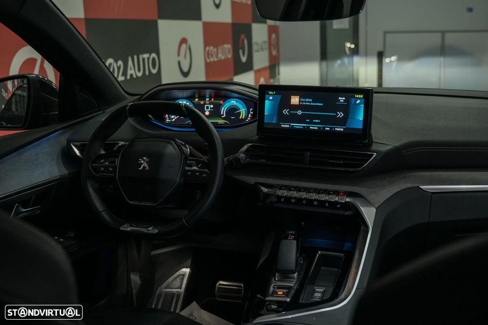 Peugeot 3008 1.6 Hybrid4 GT e-EAT8 - 26