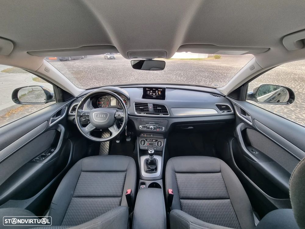 Audi Q3 2.0 TDI S-line - 5