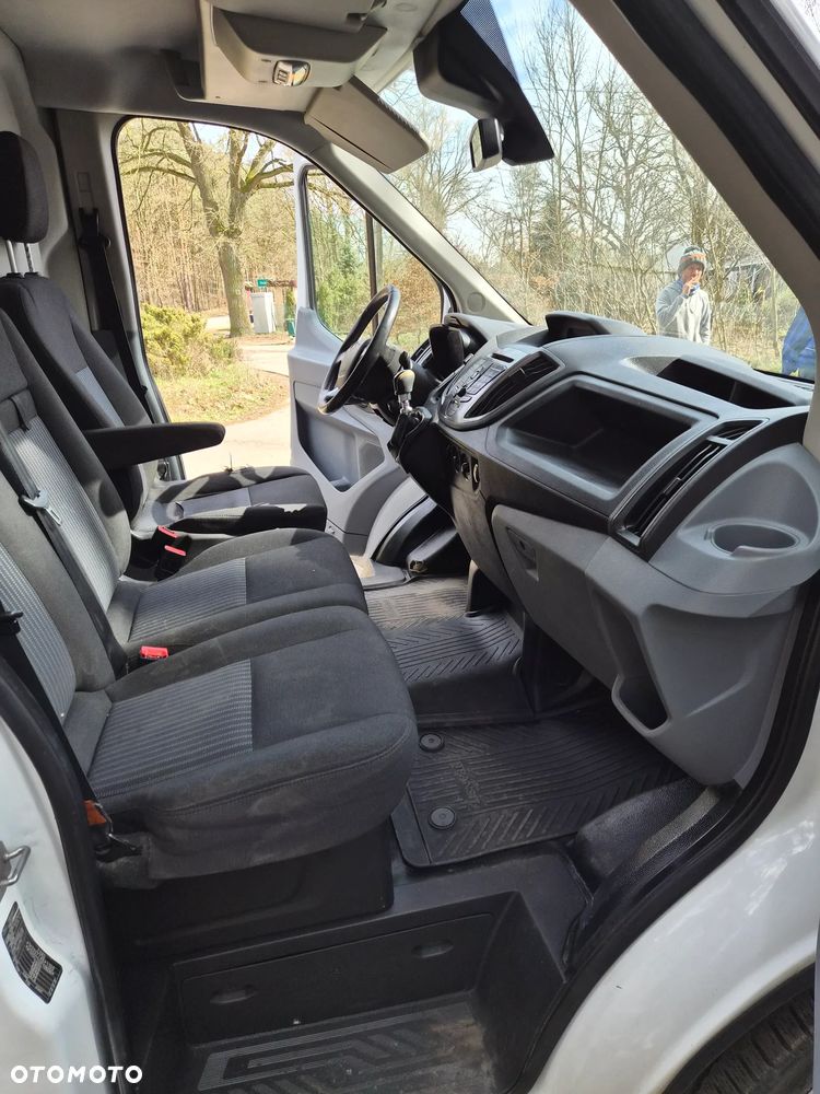 Ford Transit - 4