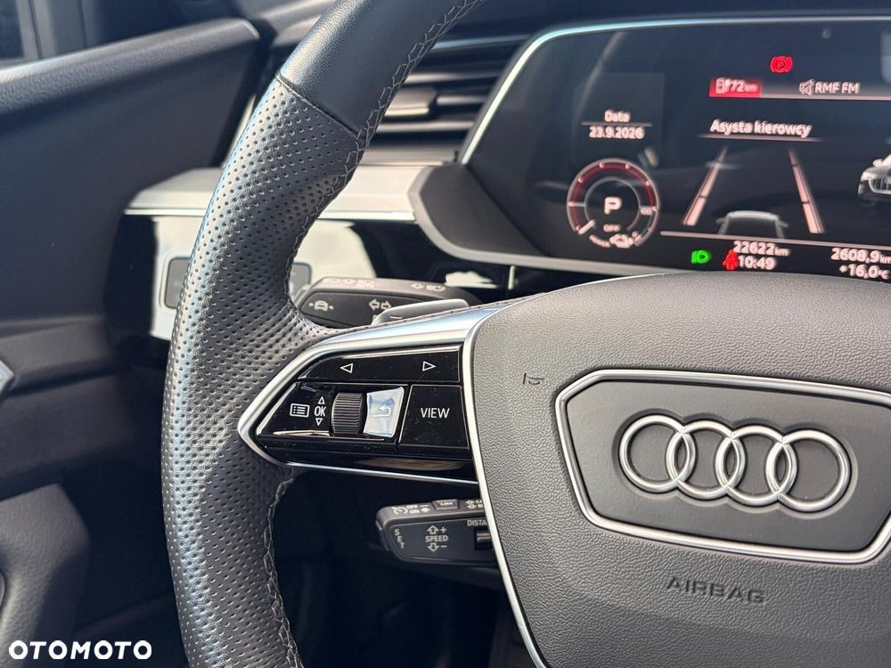 Audi Q8 Sportback e-tron - 25