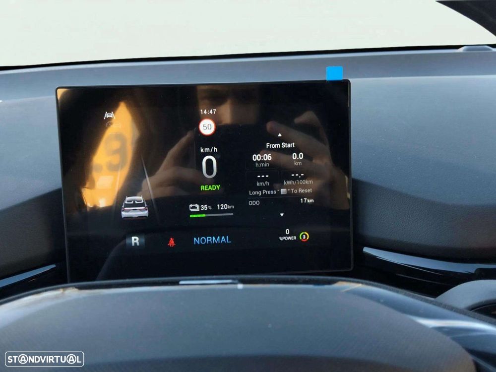 MG MG4 51 kWh Standard - 12