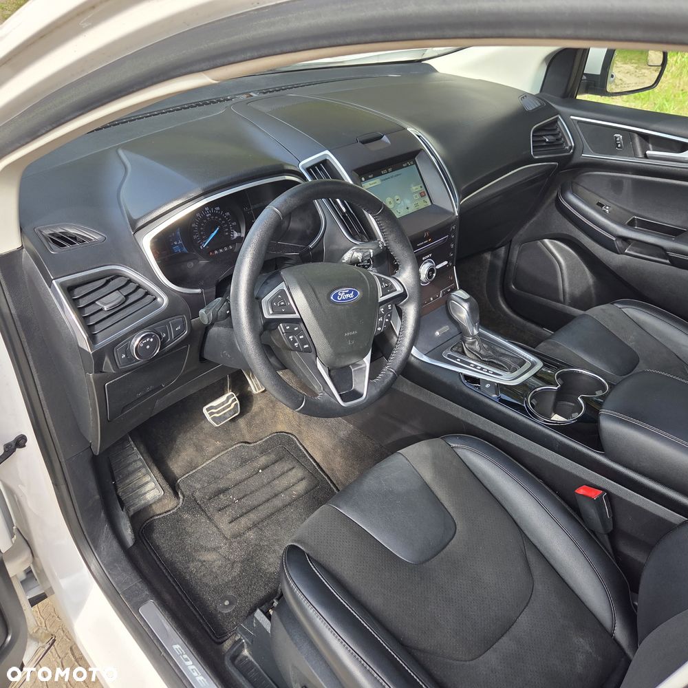 Ford Inny - 9