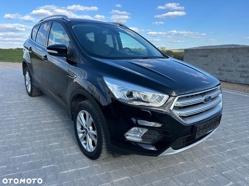 Ford Kuga 1.5 EcoBoost 4x4 Titanium - 3
