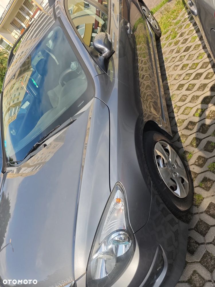 Hyundai i30 1.4 Comfort EU5 - 2