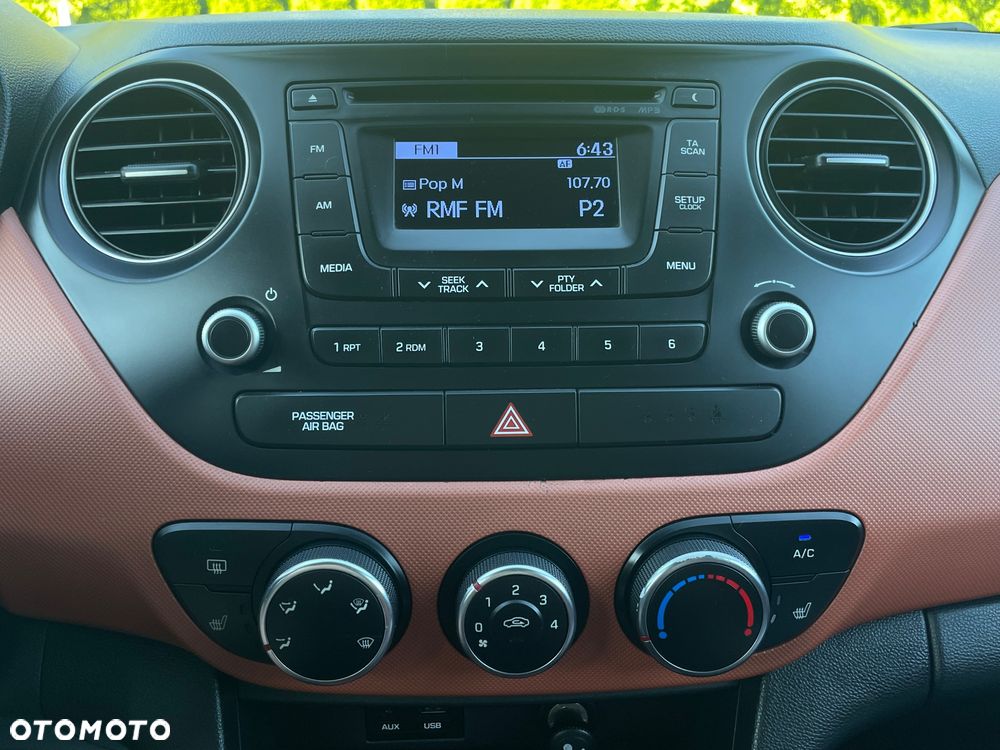 Hyundai i10 1.0 YES Gold - 12