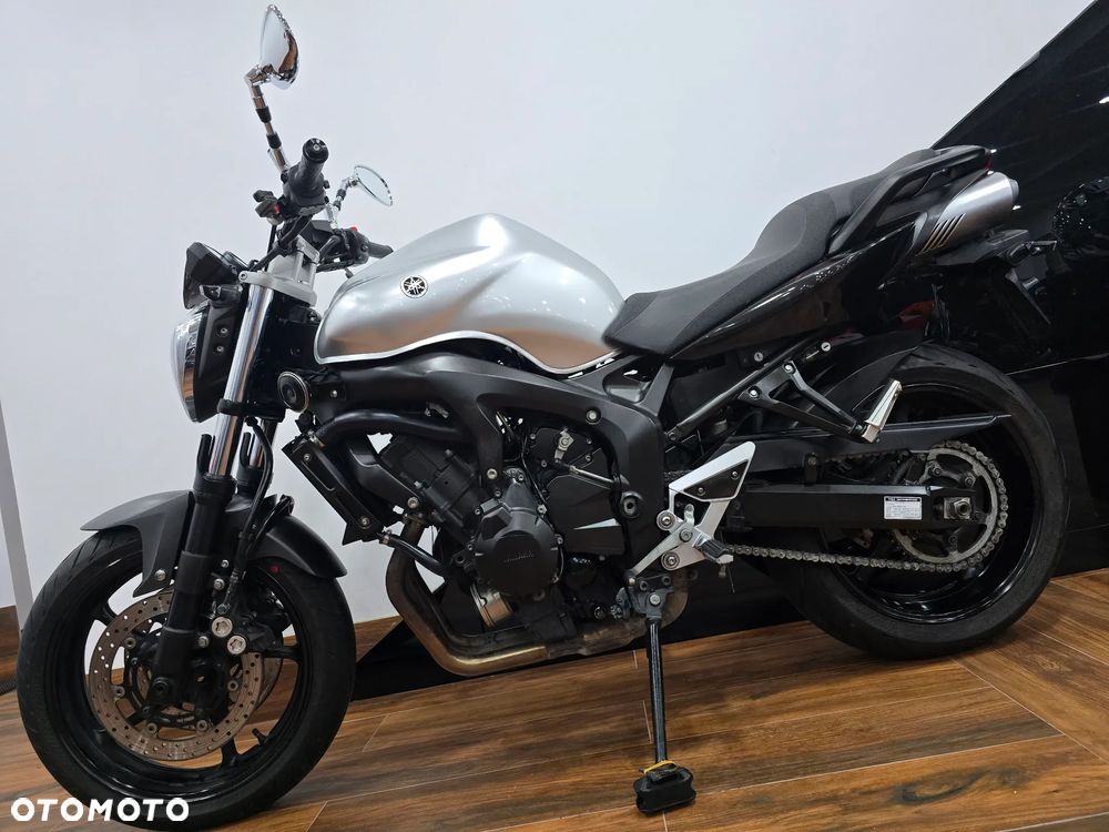 Yamaha FZ6 - 38