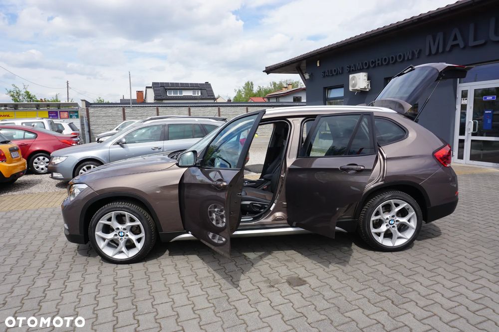 BMW X1 xDrive18d Sport Line - 16