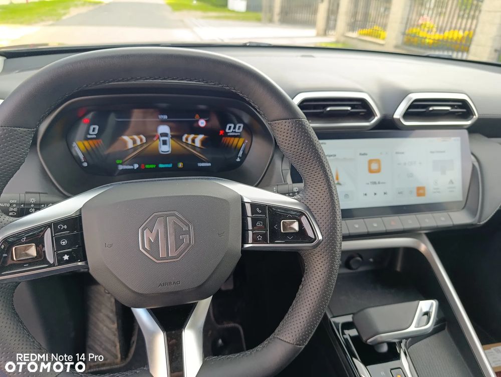 MG ZS - 31