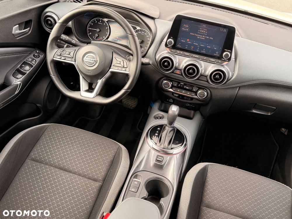 Nissan Juke 1.0 DIG-T N-Connecta DCT - 19