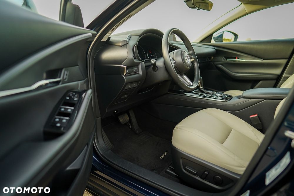 Mazda CX-30 - 11