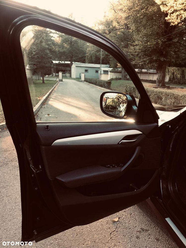 BMW X1 xDrive18d - 4