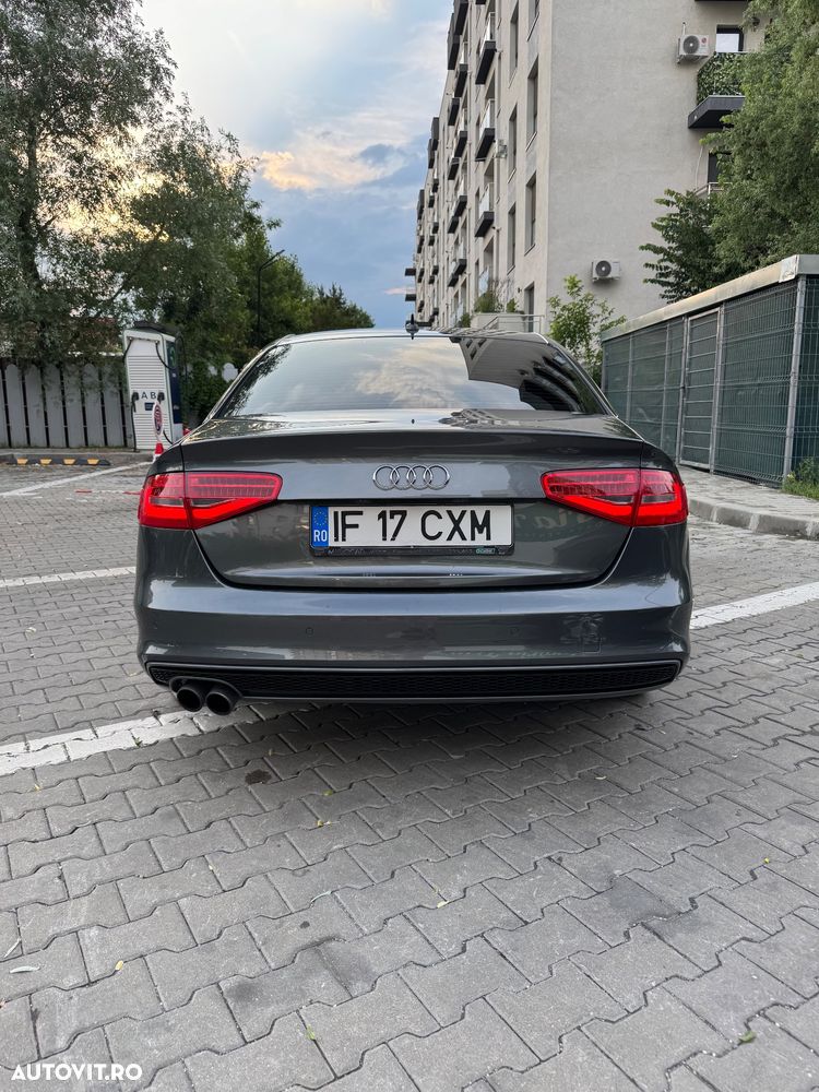 Audi A4 1.8 TFSI Multitronic S line Sportpaket - 2