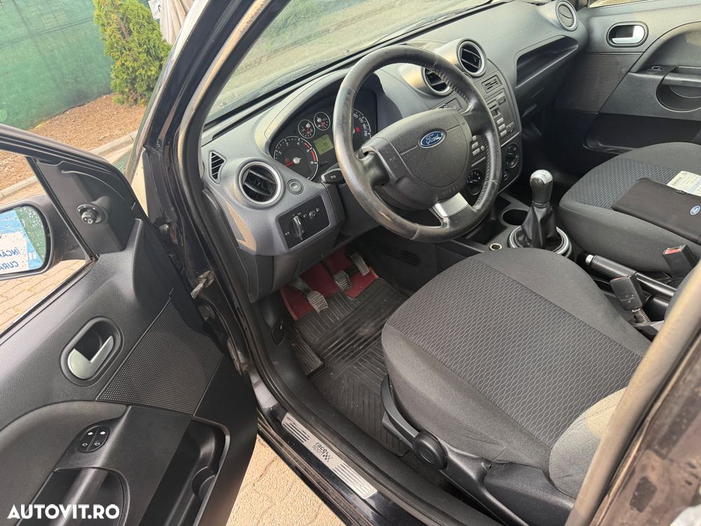 Ford Fiesta 1.4 TDCI Ghia - 6