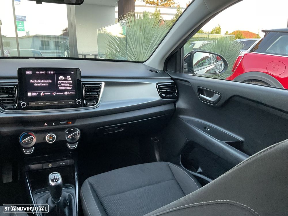 Kia Rio 1.0 T-GDi Move - 34