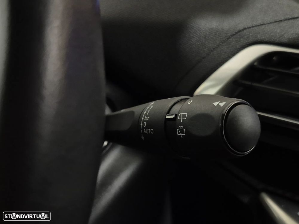 Peugeot 3008 1.5 BlueHDi Active - 24