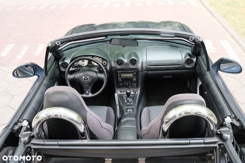 Mazda MX-5 1.6i 16V - 12