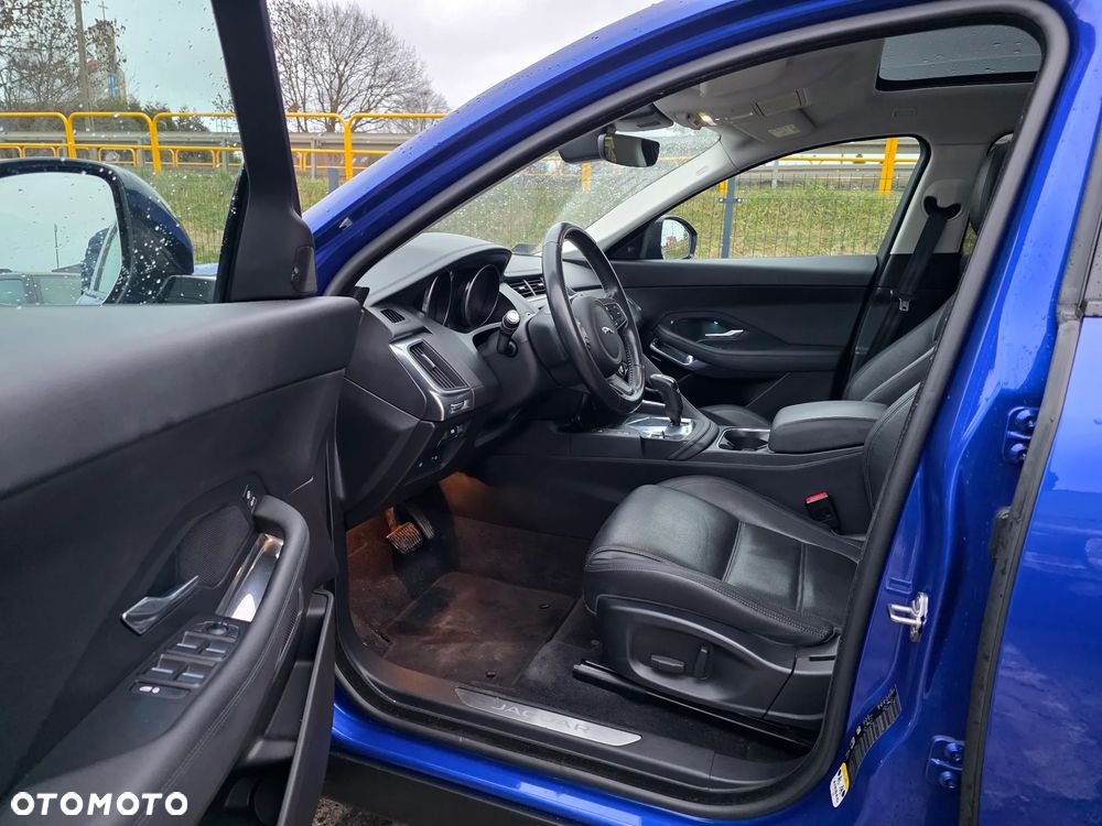 Jaguar E-Pace 2.0 i4D AWD S - 8
