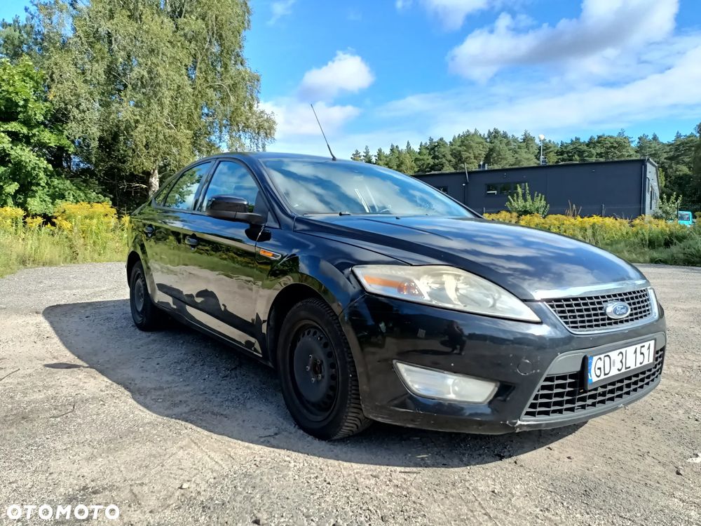 Ford Mondeo 2.0 Ambiente - 1