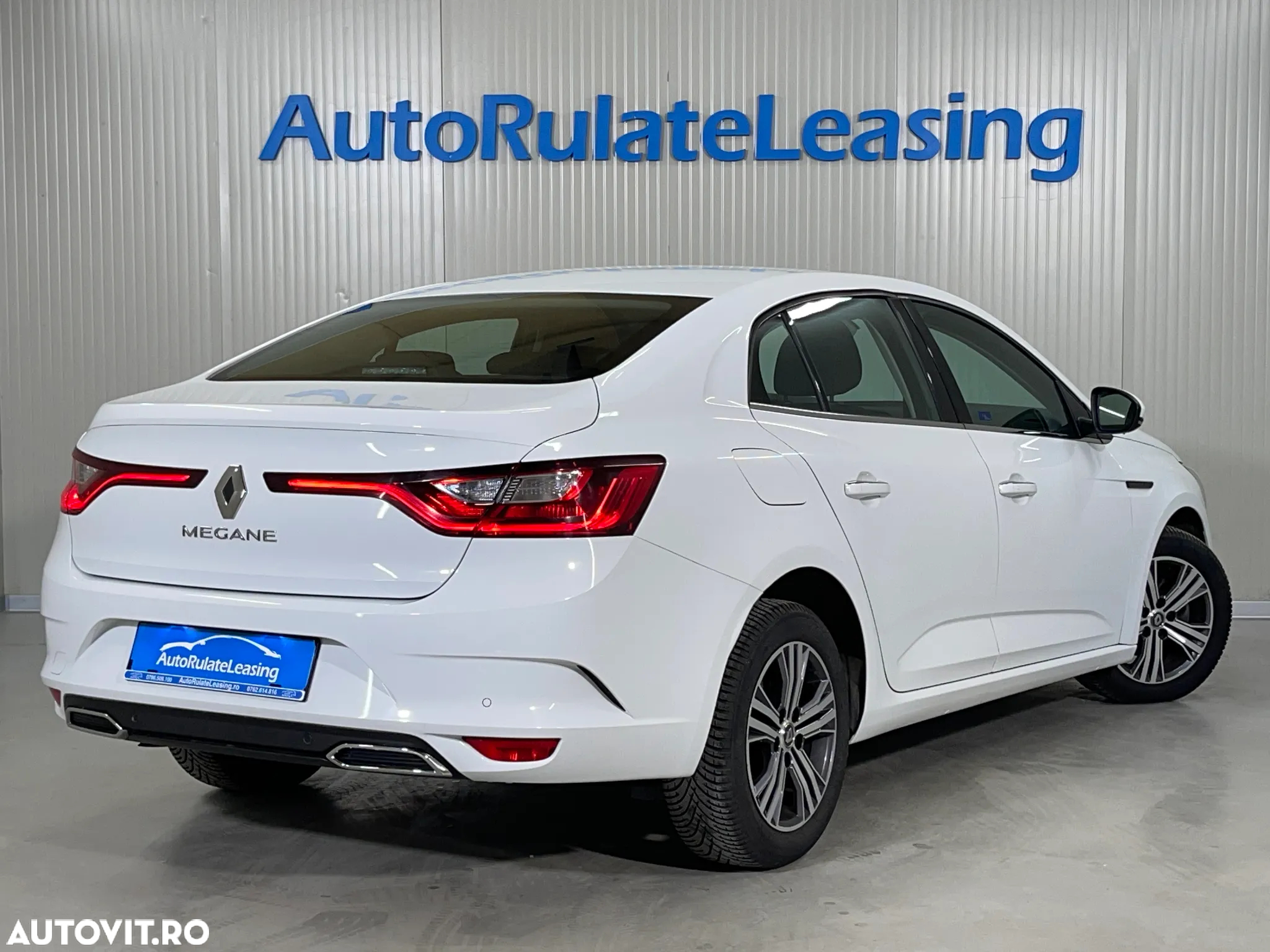 Renault Megane TCe 140 GPF Equilibre - 3