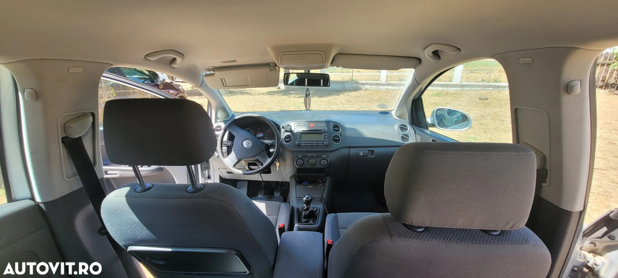 Volkswagen Golf 1.9 TDI DPF Individual - 2