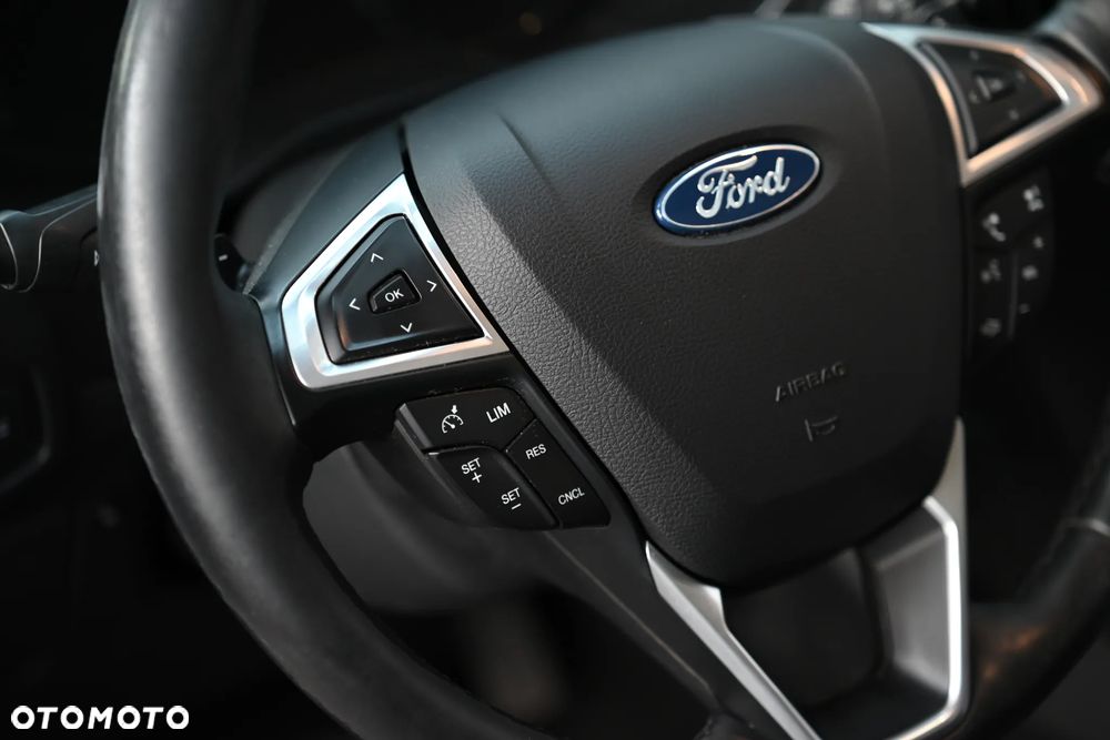 Ford S-Max 2.0 TDCi 4WD Titanium PowerShift - 15