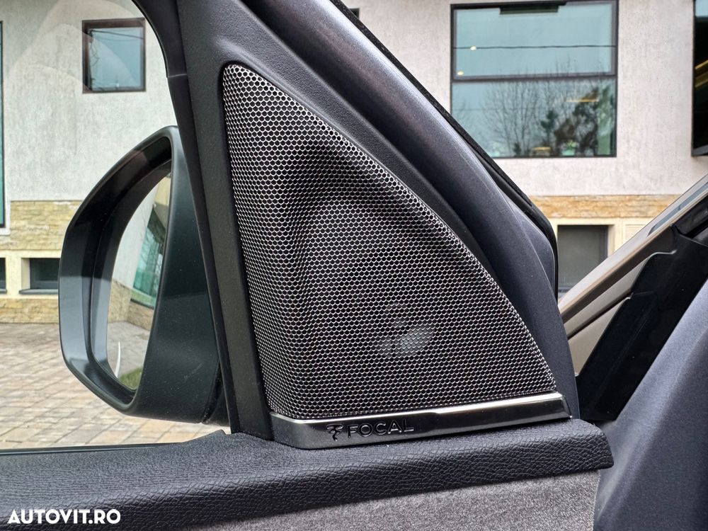 Peugeot 3008 PHEV 300 EAT8 4X4 GT - 32