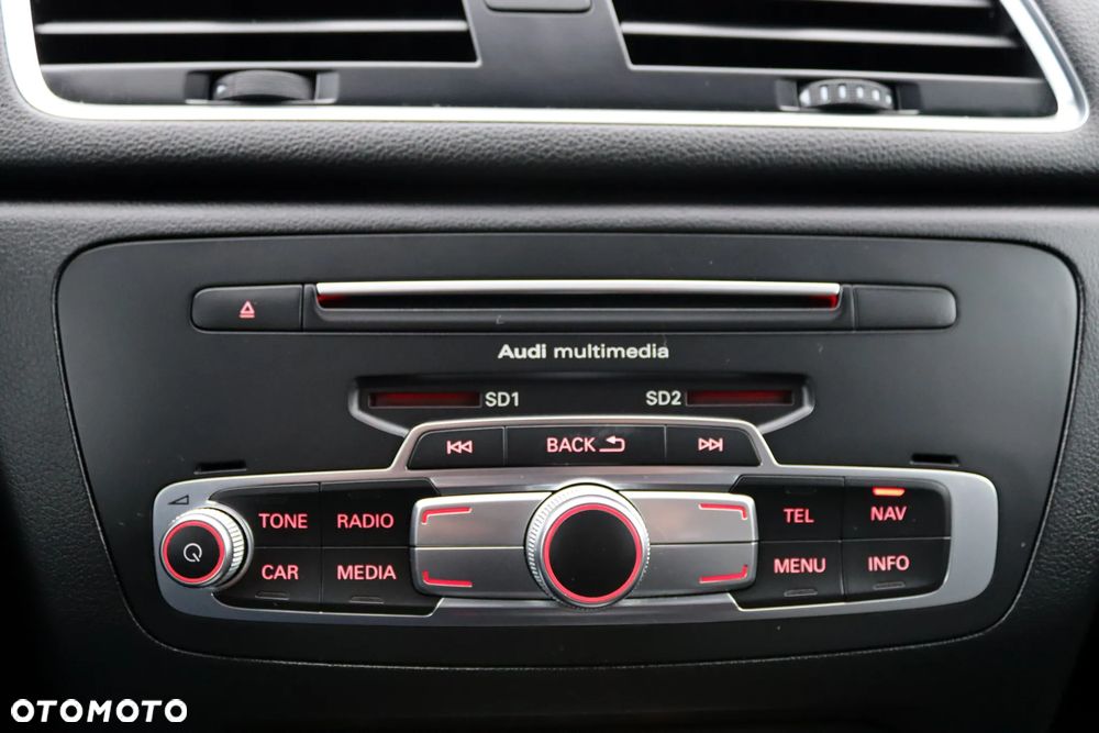 Audi Q3 1.4 TFSI Sport S tronic - 33