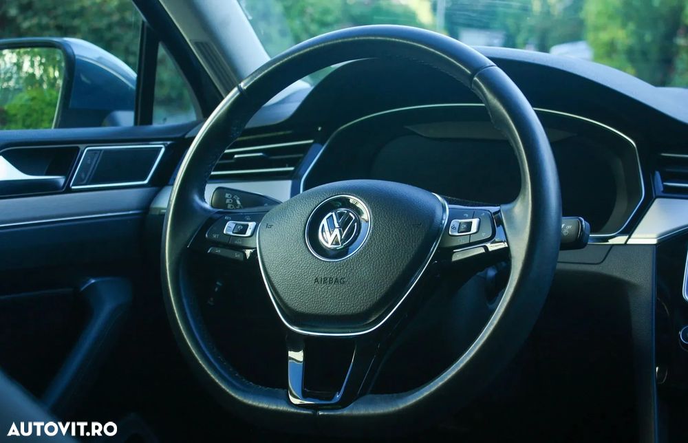 Volkswagen Passat Variant 1.8 TSI DSG Highline - 6