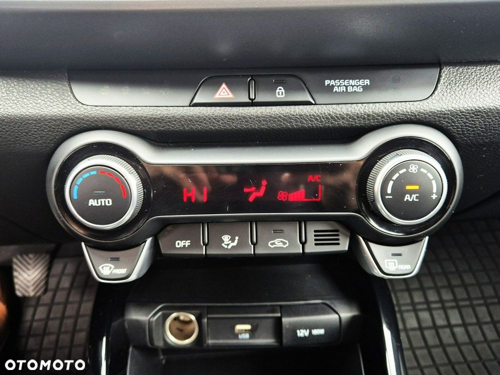 Kia Stonic 1.0 T-GDI L - 18