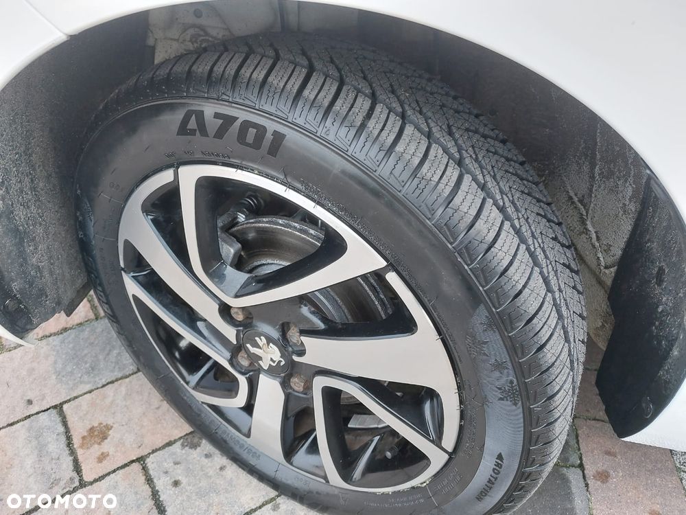 Peugeot 108 VTI 68 Top Style - 27