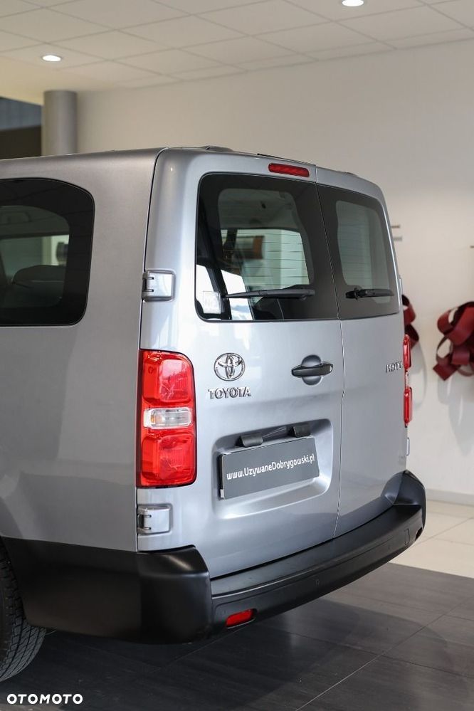 Toyota Proace Verso - 30