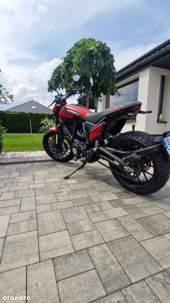 Ducati Scrambler - 1