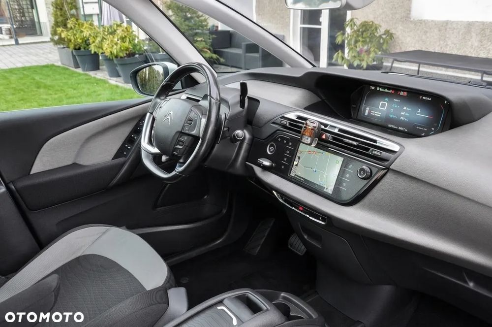 Citroën C4 Picasso e-HDi 115 ETG6 Exclusive - 19