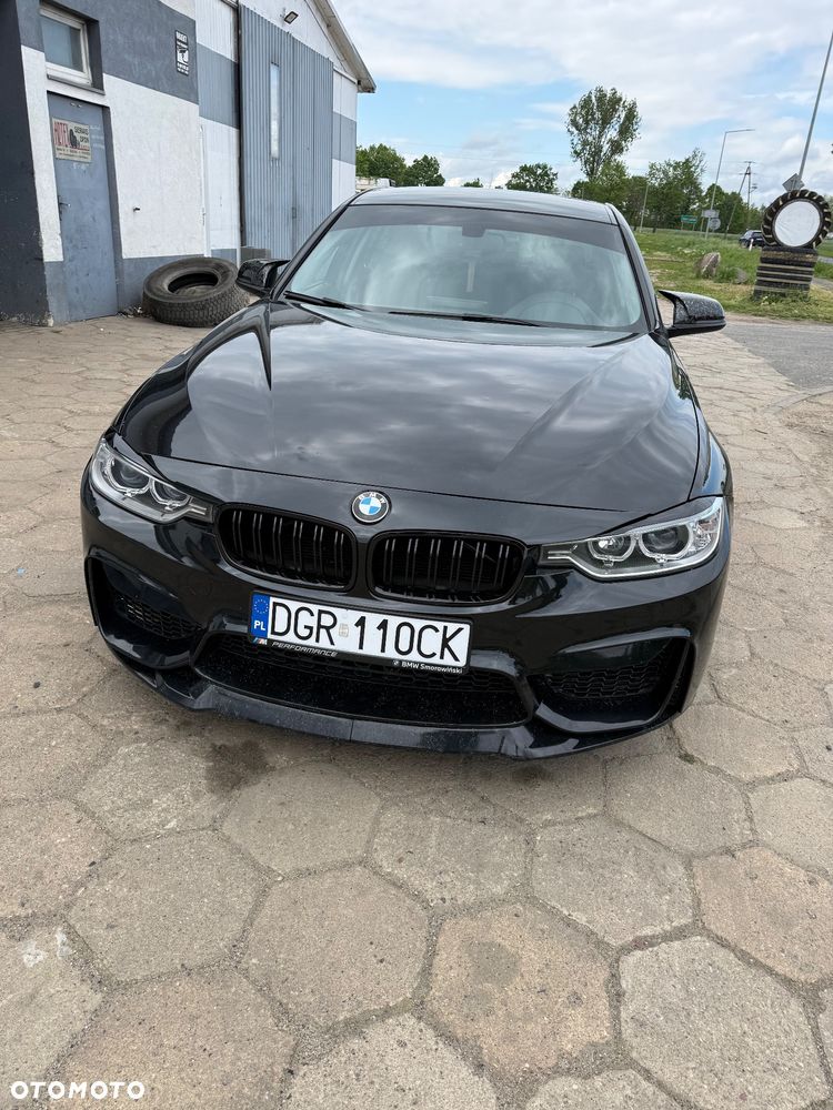 BMW Seria 3 318d Sport Line EU6 - 13