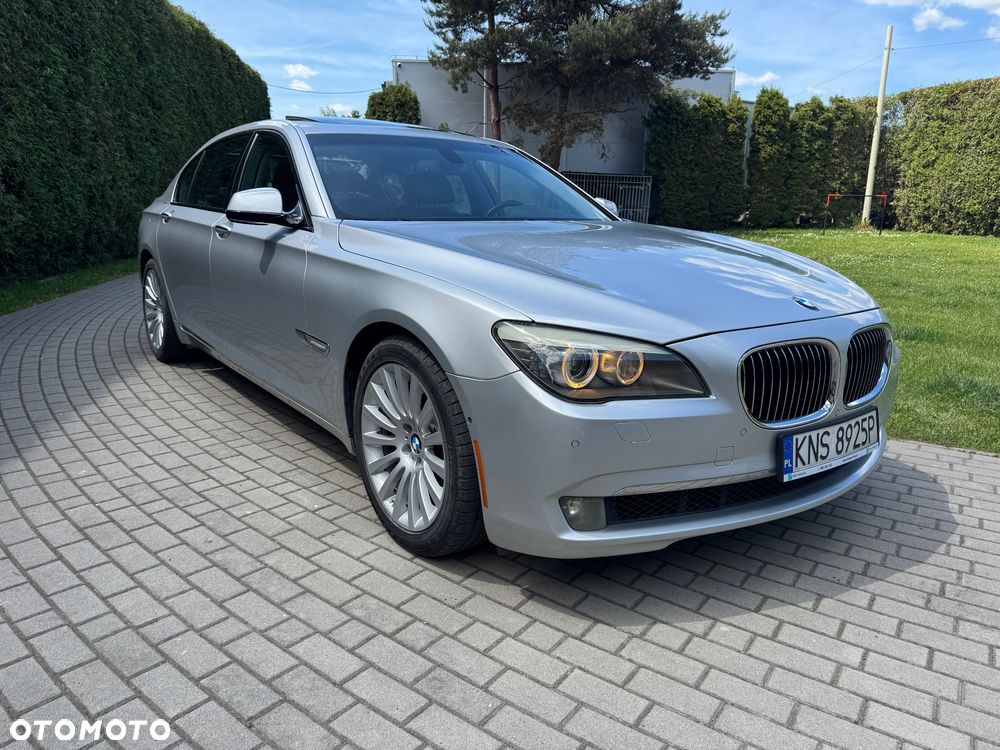 BMW Seria 7 750Li - 5