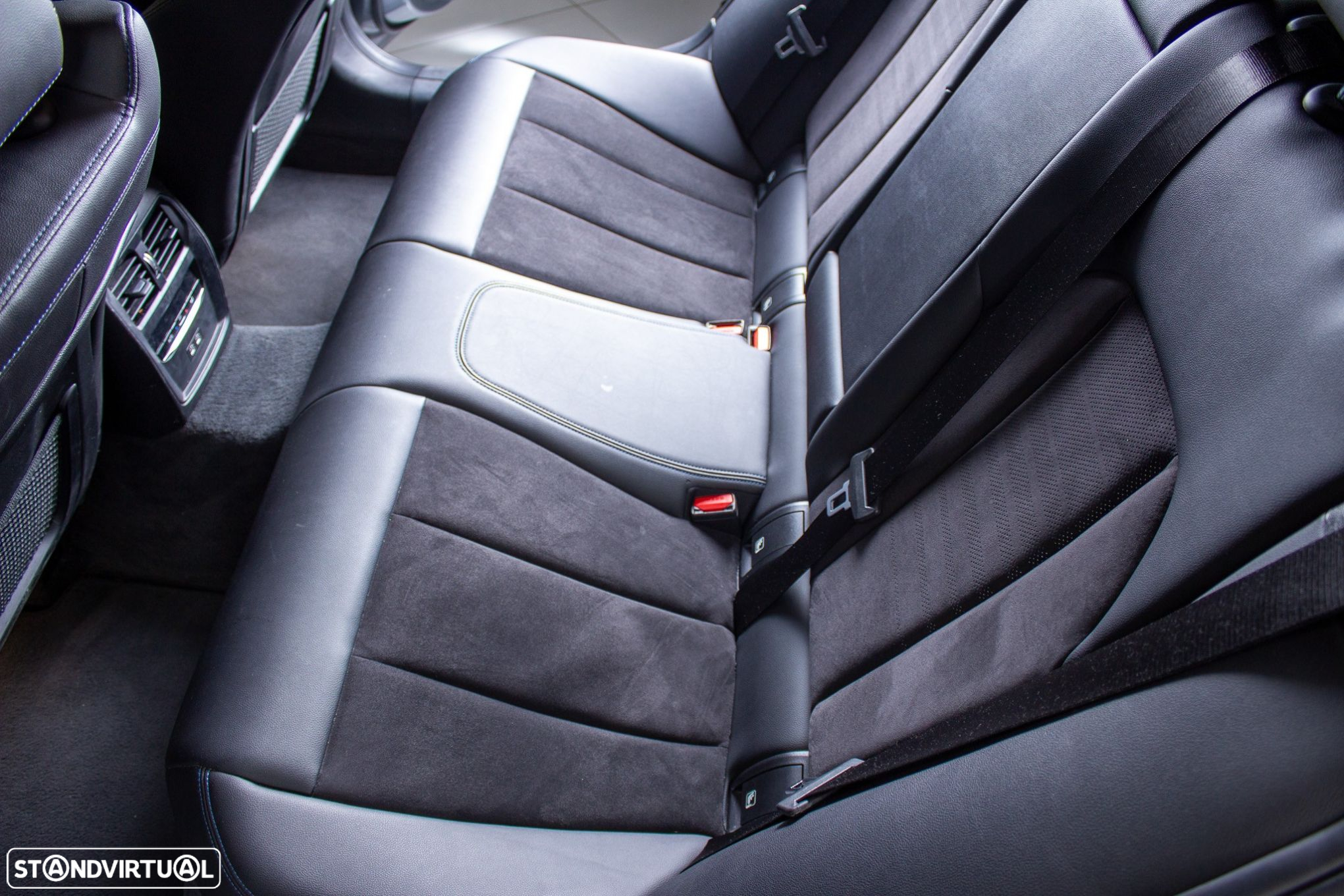BMW 330 e Touring Pack M Auto - 7