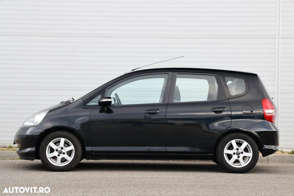 Honda Jazz 1.4i AT - 25