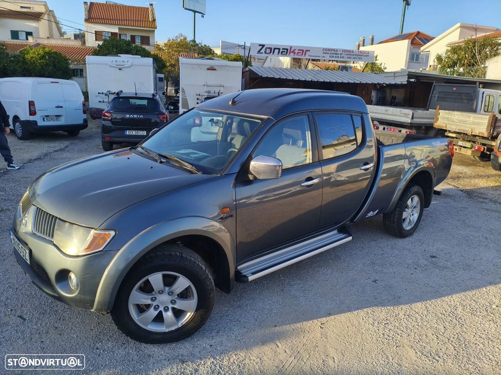 Mitsubishi L200 Pick Up 4x4 Inform Cabine Dupla - 4