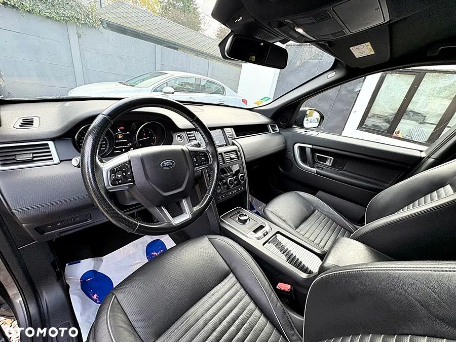 Land Rover Discovery Sport 2.0 D150 R-Dynamic - 17