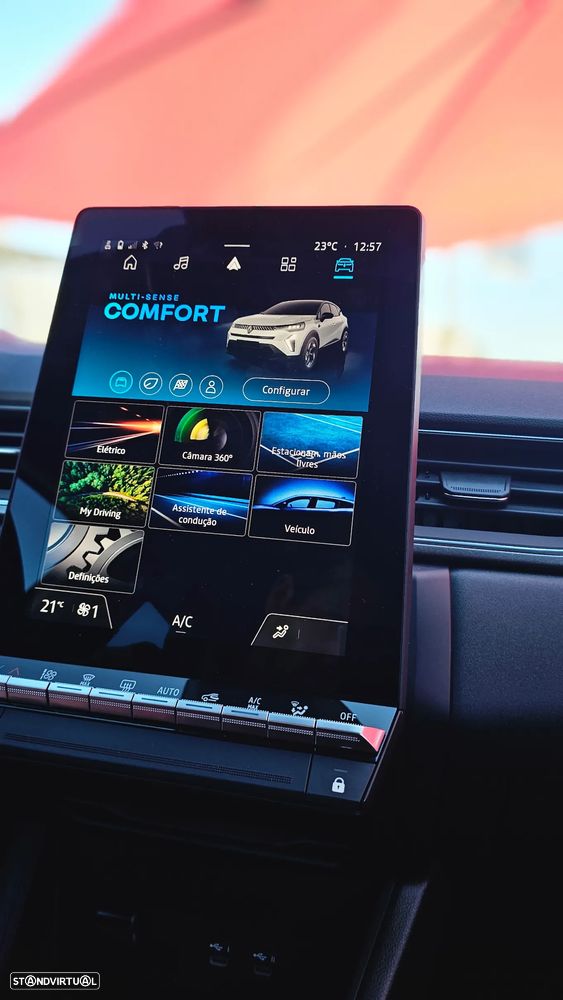 Renault Captur 1.6 E-Tech Full Hybrid Evolution - 33