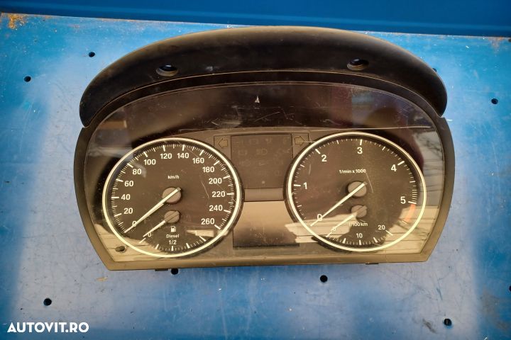 Ceasuri bord 102535098 1025350-98 9220963-01 922096301 BMW Seria 3 E9 - 1