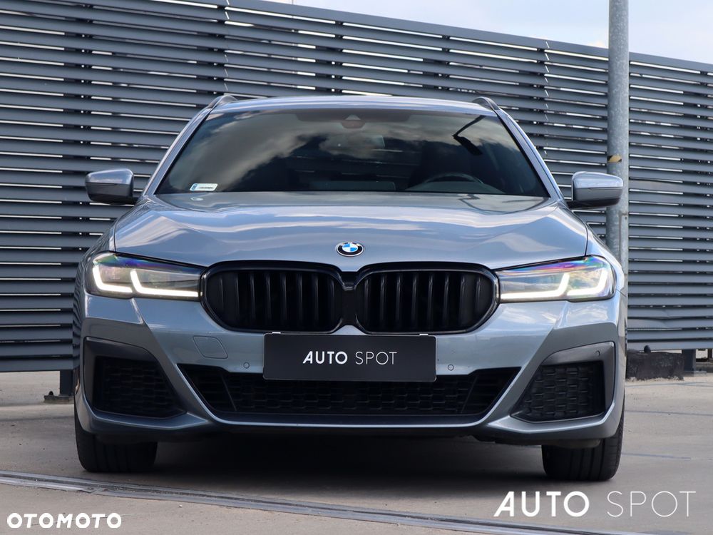 BMW Seria 5 540i xDrive mHEV M Sport sport - 14